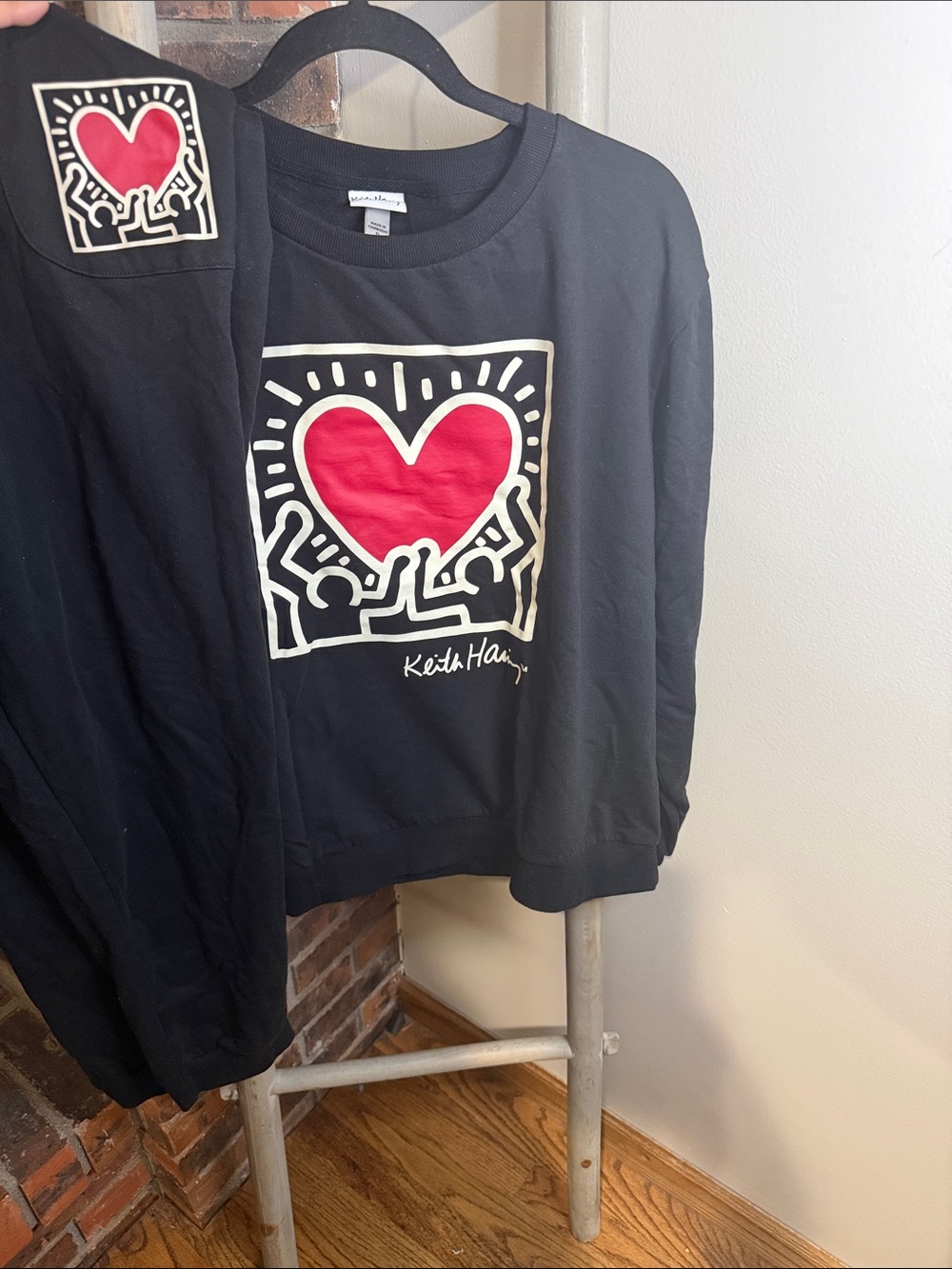 Keith Haring Black Heart Graphic Sweatshirt & Jogger Set – Size XL